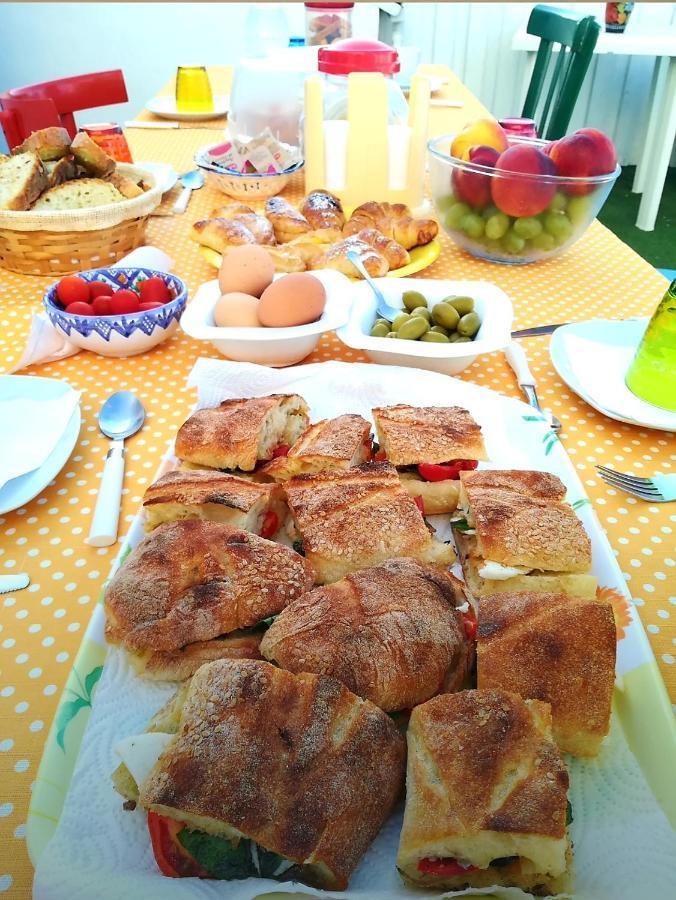 Bed & Breakfast Due Passi Dal Centro 2*